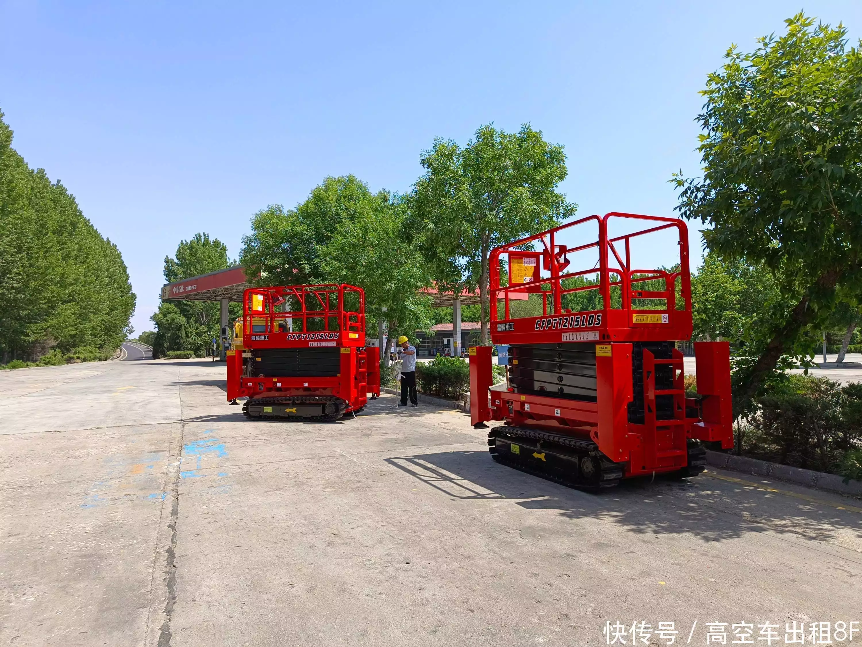 别再烧钱买设备！一台曲臂升降机租赁，省下几十万干点啥不香？