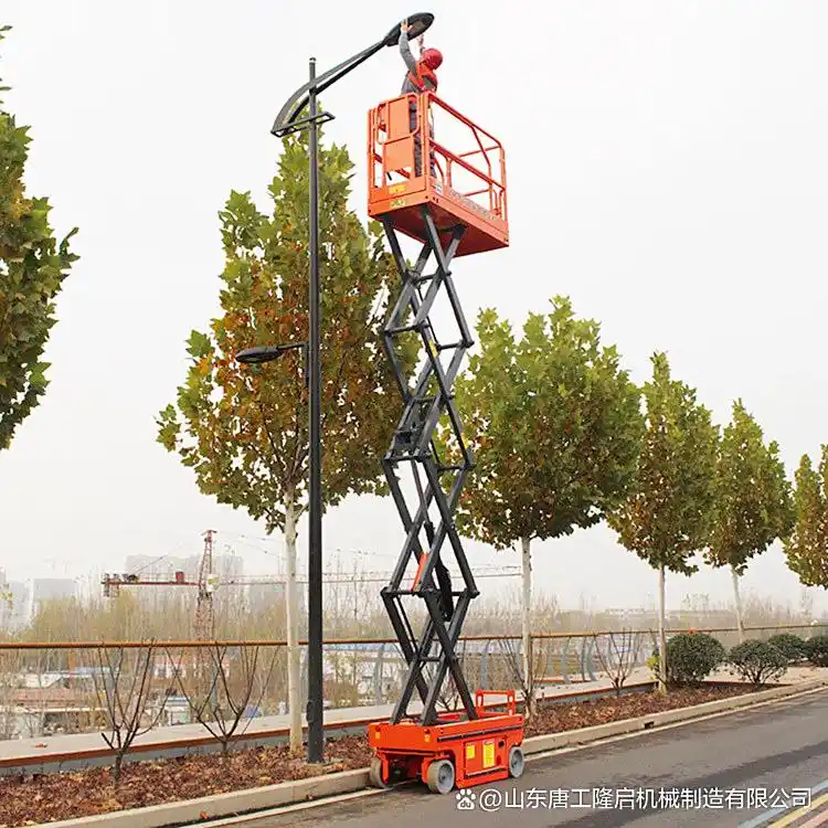 自行走升降机厂家_行走升降机电动机控制原理_行走的升降机