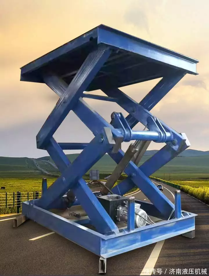 技巧:选错液压升降货梯，血亏钱还天天修！这3个坑千万别踩